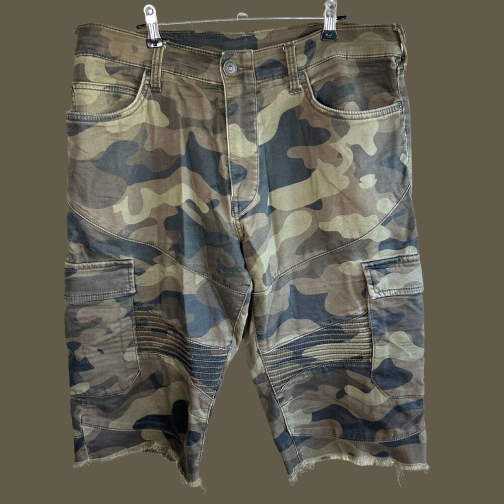 True Religion Geno Relaxed Slim Moto Cargo Camo Shorts